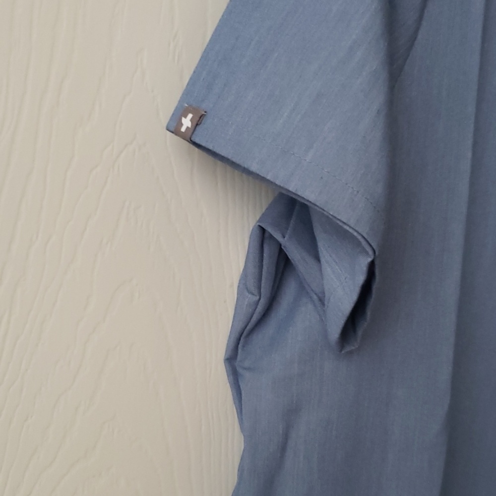 FIGS Scrub Top Casma 3 Pocket